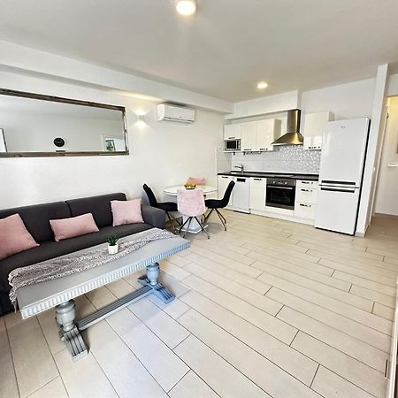 Apartments Danica Промайна Екстериор снимка