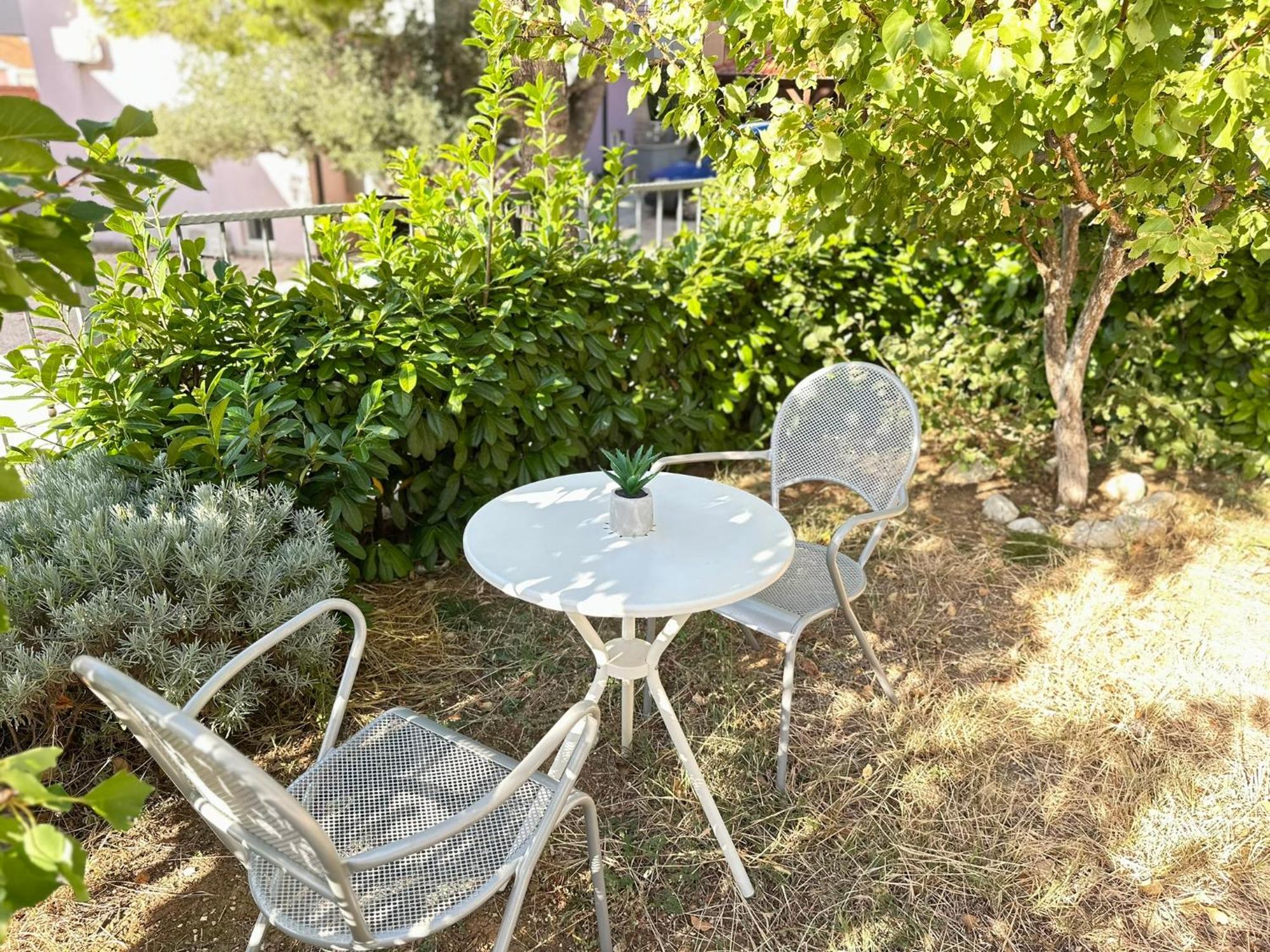 Apartments Danica Промайна Екстериор снимка