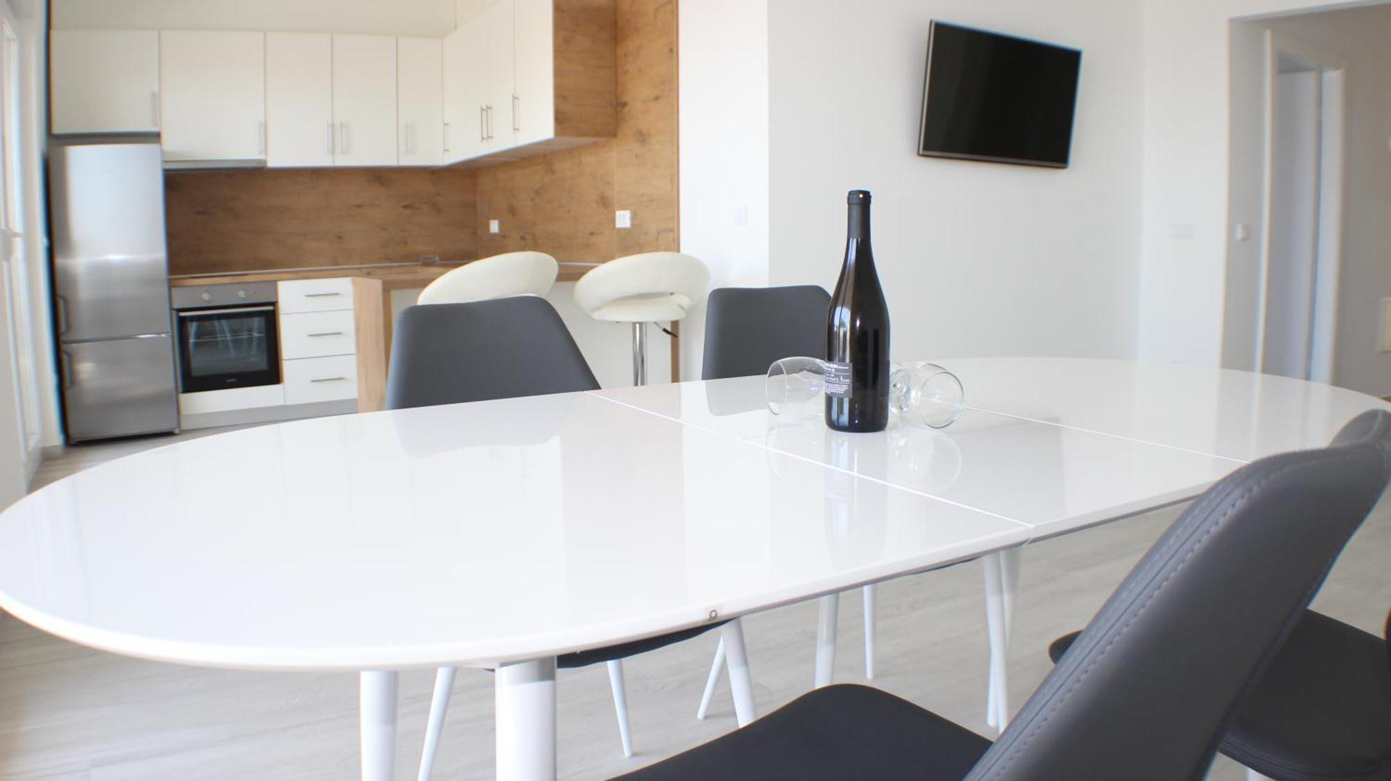 Apartments Danica Промайна Стая снимка