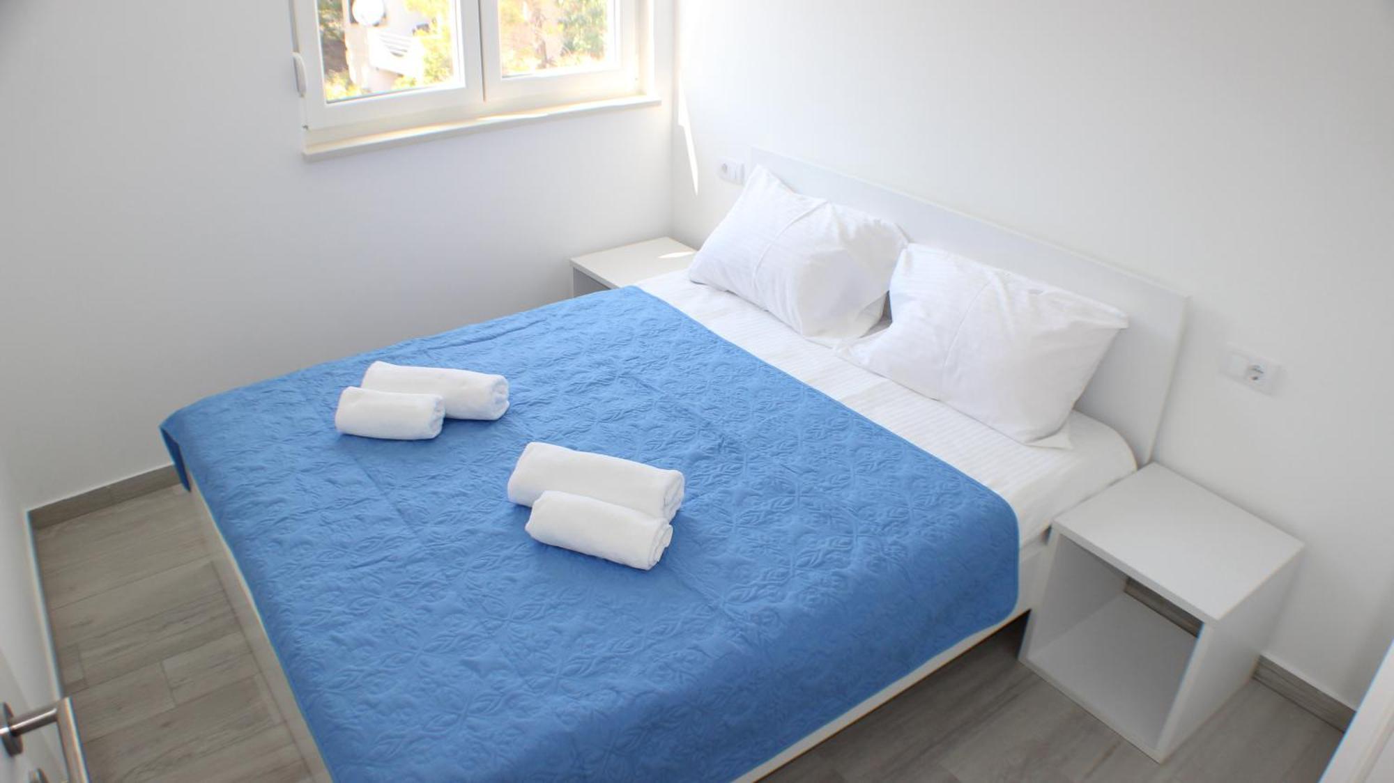 Apartments Danica Промайна Стая снимка