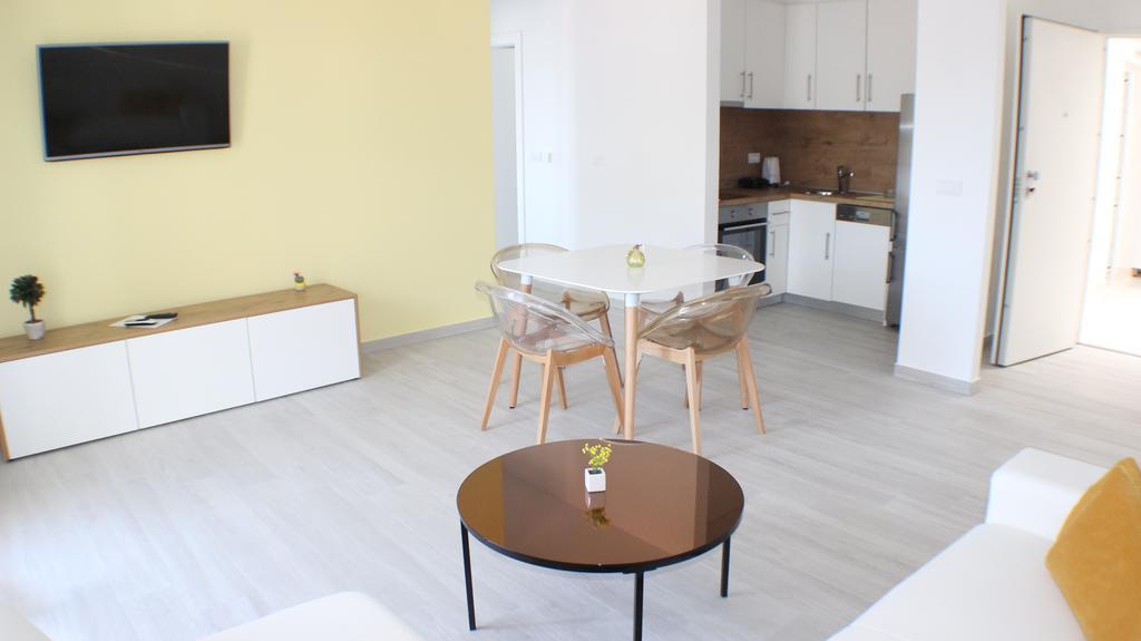 Apartments Danica Промайна Екстериор снимка