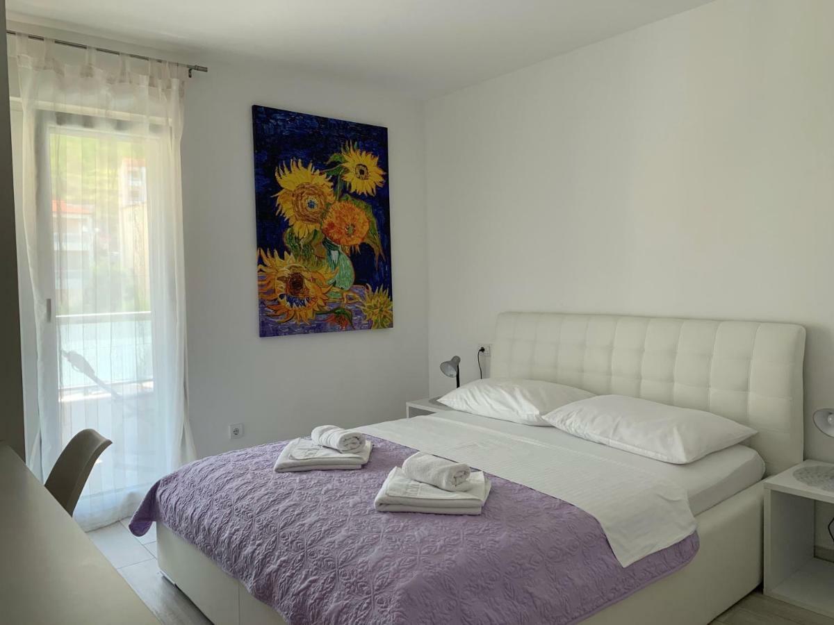 Apartments Danica Промайна Екстериор снимка