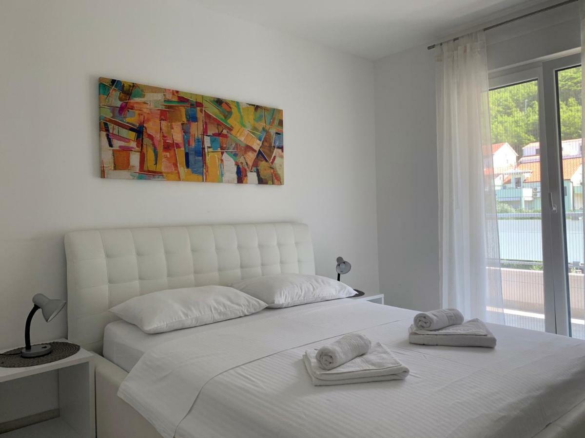 Apartments Danica Промайна Екстериор снимка