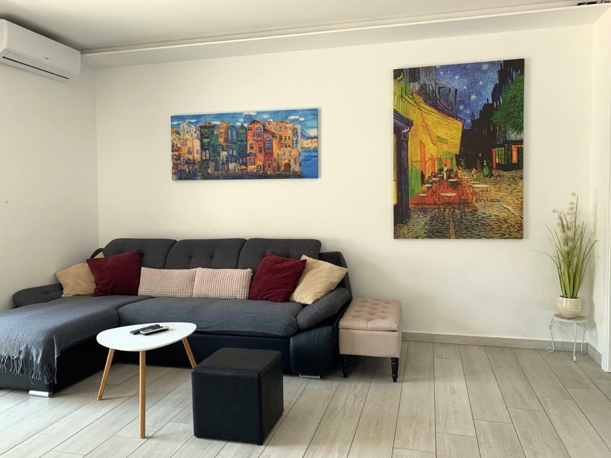 Apartments Danica Промайна Екстериор снимка