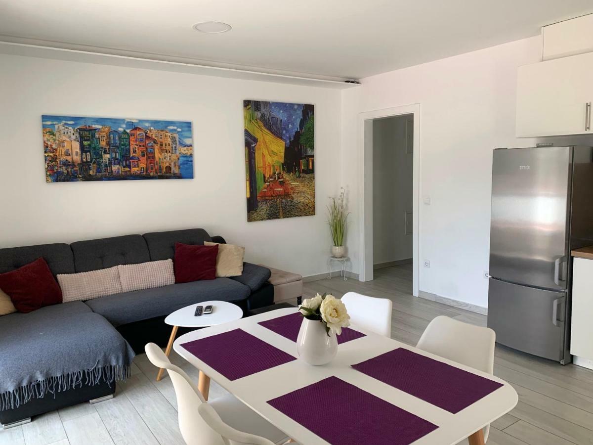 Apartments Danica Промайна Екстериор снимка